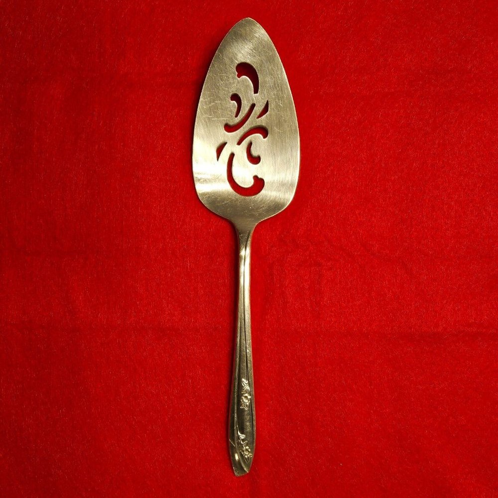 Wm Rogers‎ 1957 LADY FAIR Silver Plate Pie Cake Dessert Pastry Server Very Nice